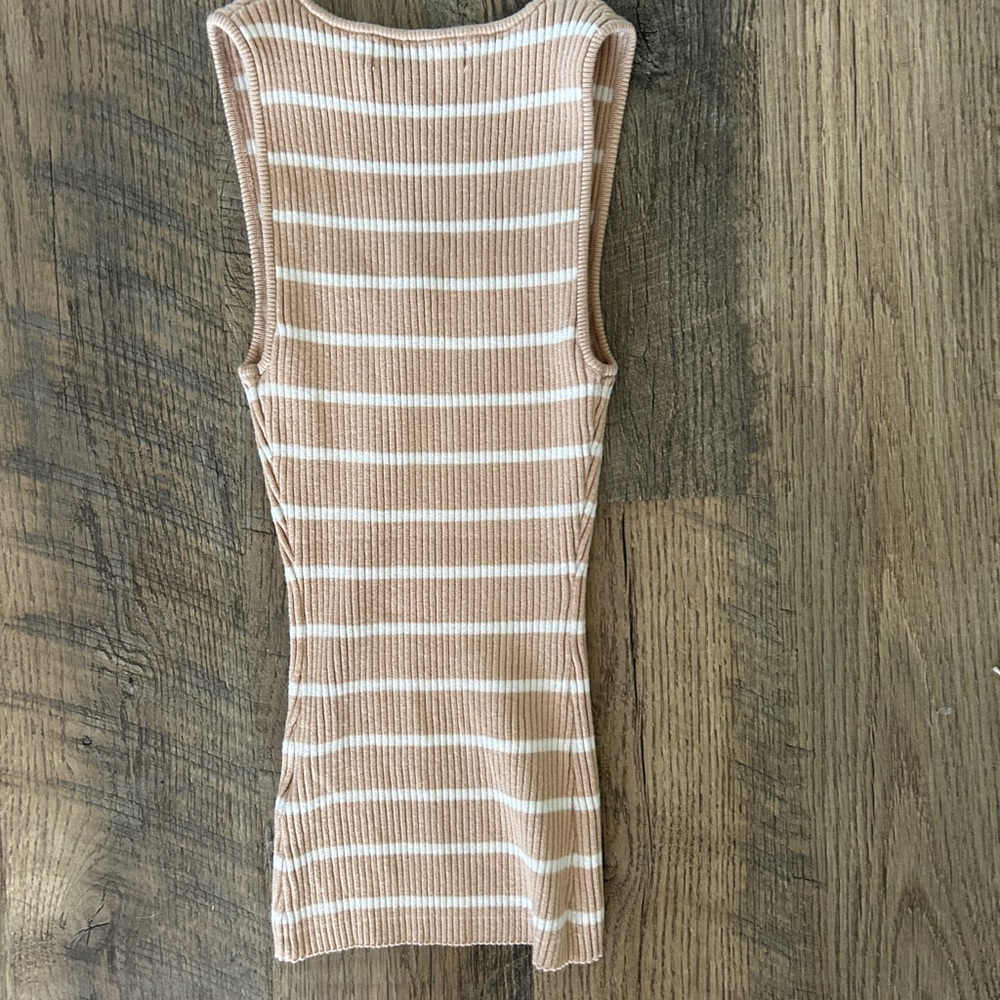 Merokeety Square Neck Ribbed Tank Top - Picture 5 of 5